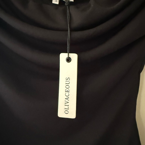 NWT Olivaceous Black Off-Shoulder Stretchy Top, size S - Picture 4 of 7